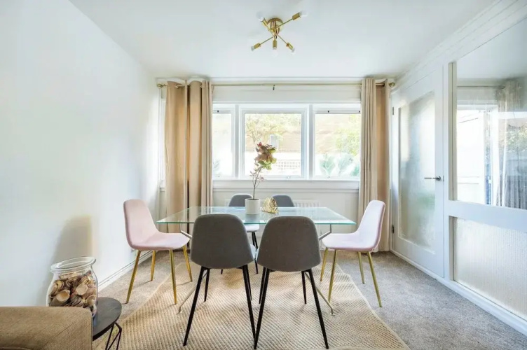 Beautiful 3bed house 7 min to Hyde Park