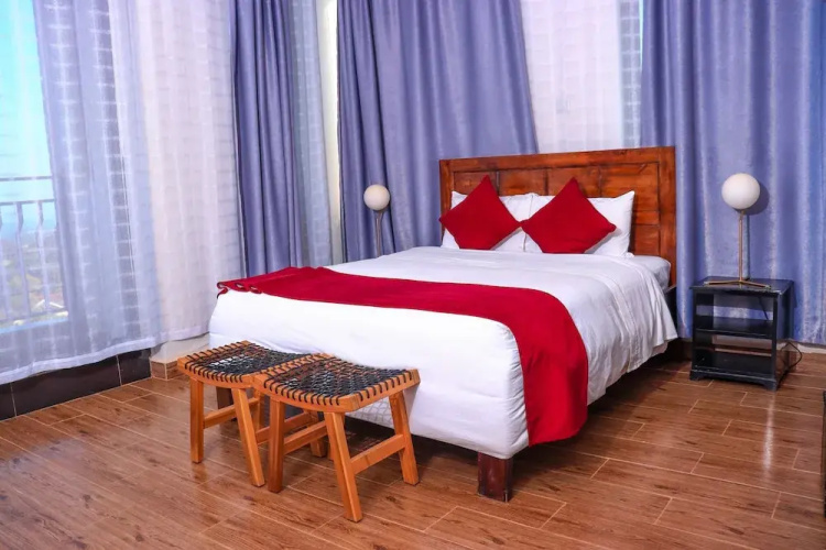 The Hotel Ezri