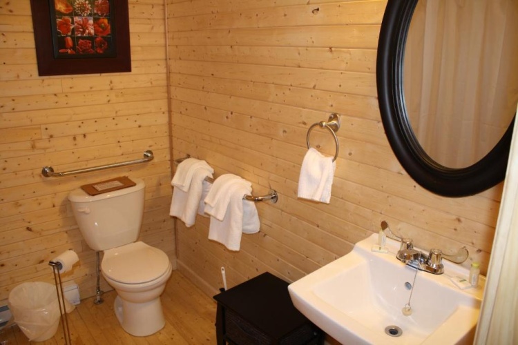 2 Bedrooms Cottage