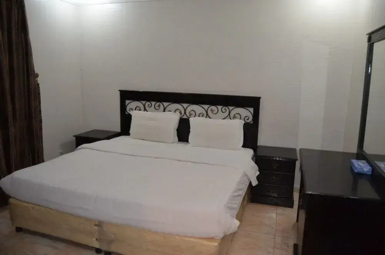 Danat Apartments (Singles Only)