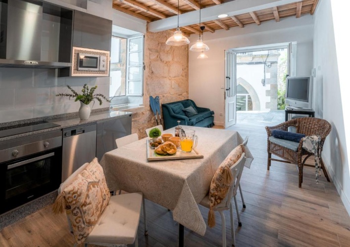 6 Bedrooms Cottage