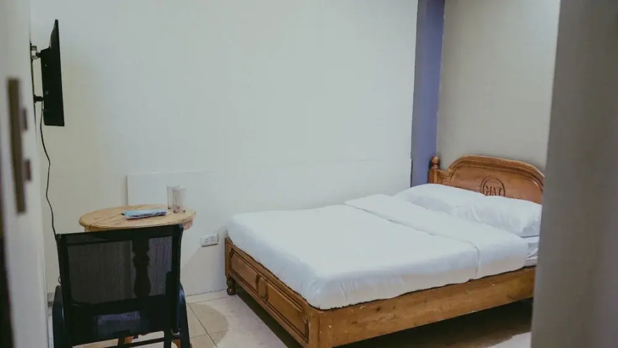 2428 Suites