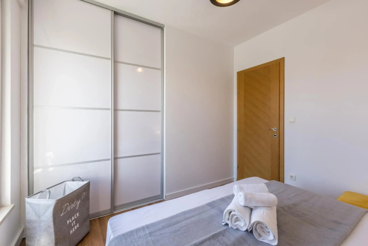 Villa Trogir close to beach save 15 percent on Split-villas com