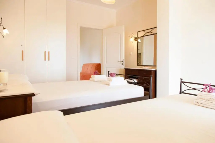 Rachi Apartments
