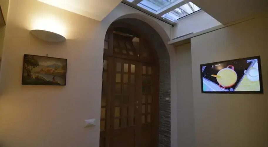 Luxury Art Apt With Terrace in Trastevere, Serviced by Hostmaker