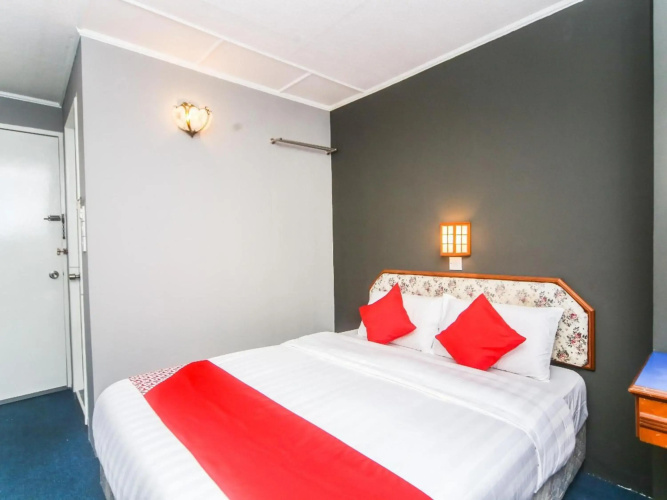 Hotel O Lutana