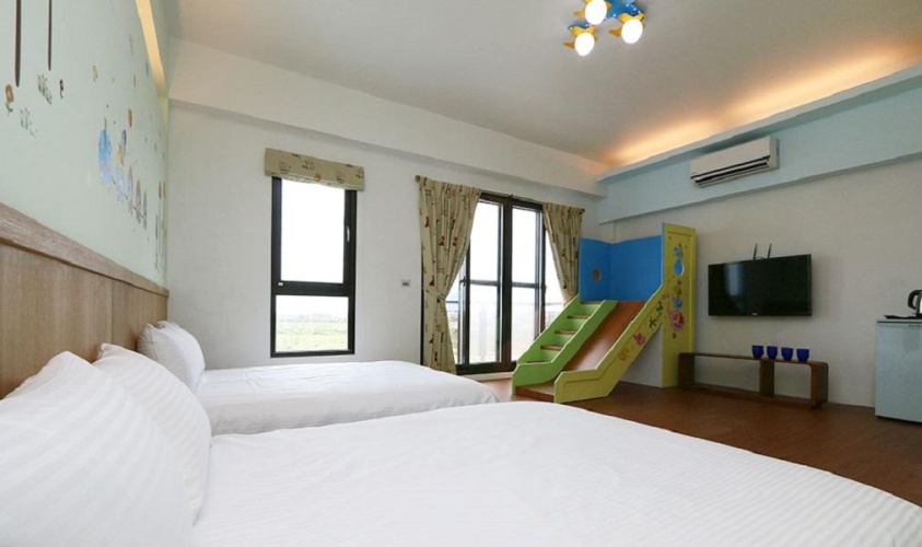 Deluxe Quadruple room