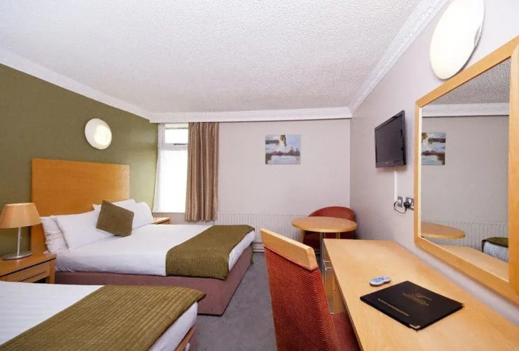Treacys West County Hotel Ennis