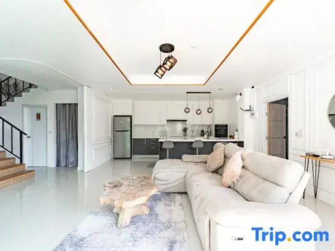 *Luxury Seaview Villa• Rooftop & Private Pool•V163