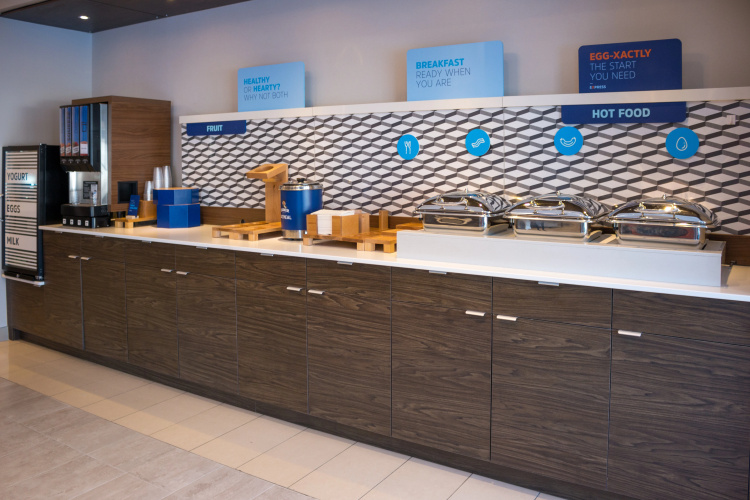 Holiday Inn Express & Suites Kingston Central photo 35