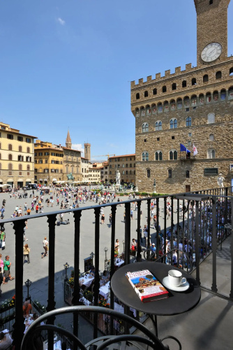 Art and Luxury Apartments