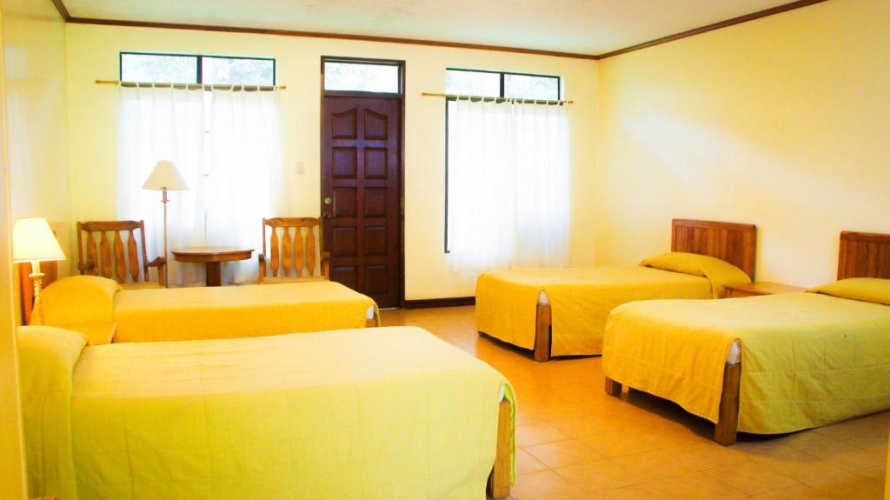 Deluxe Quadruple room