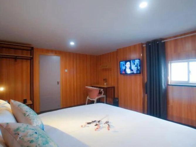 Luke Hotel