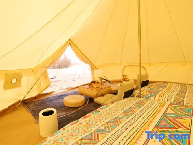 Tent with courtyard view