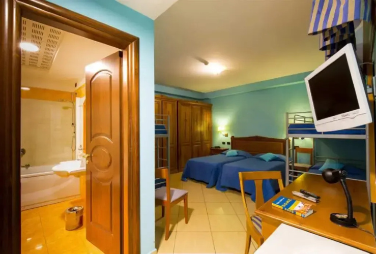Ulisse Deluxe Hostel