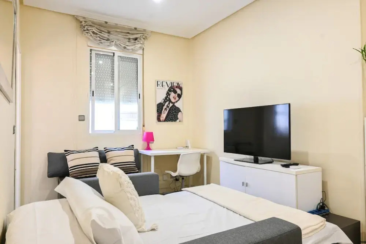 M Emb1545 Coqueto Apartamento de dos Dormitorios