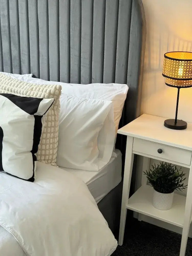 Modern 1-bed Apartment - Sleeps 4 & Central Links