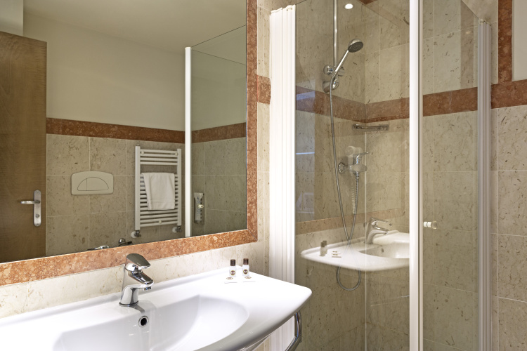 B&B HOTEL Padova photo 16