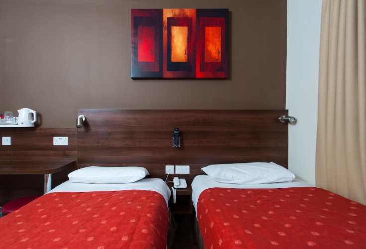 Twin room