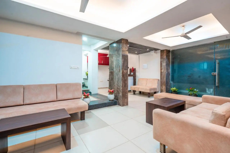 Treebo Silver Apartment