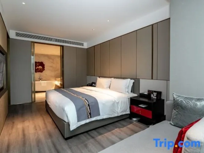 Premier Suite