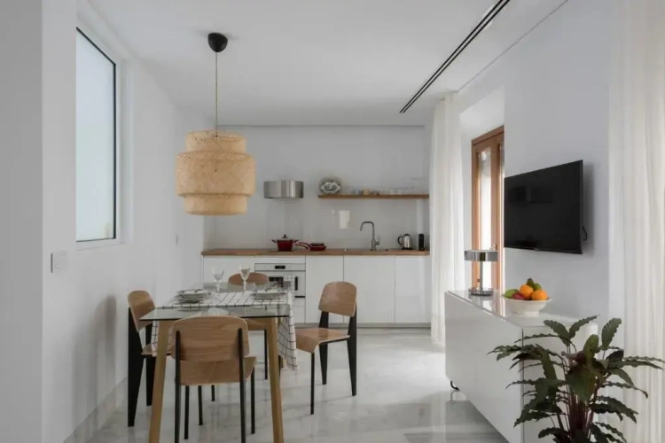 Deluxe Apartment