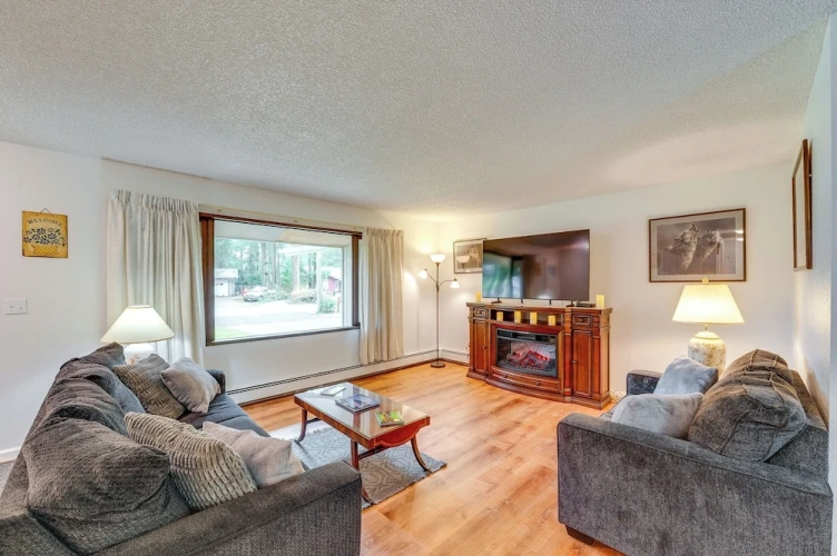 3 Bedrooms Cottage