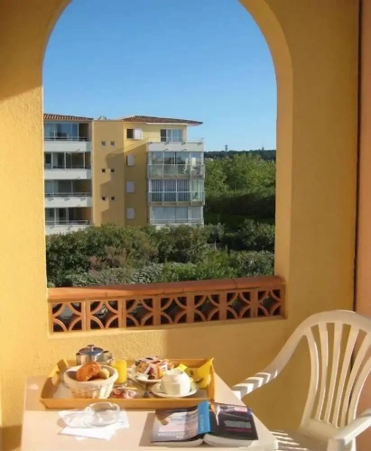Standard room with balcony and with harbour view