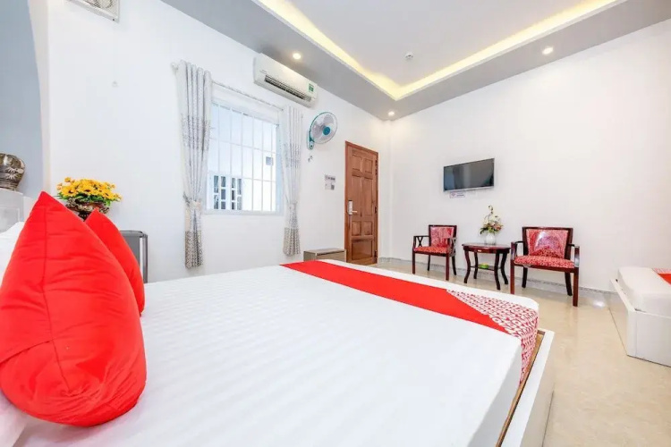 Super OYO 598 Peony Hotel