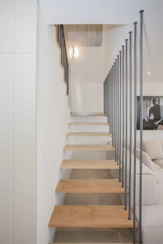 2 Bedrooms Luxury Apartment