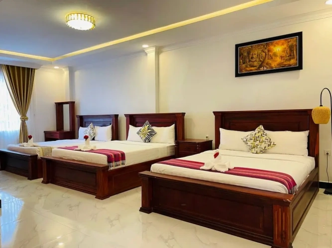 Standard Triple Family room