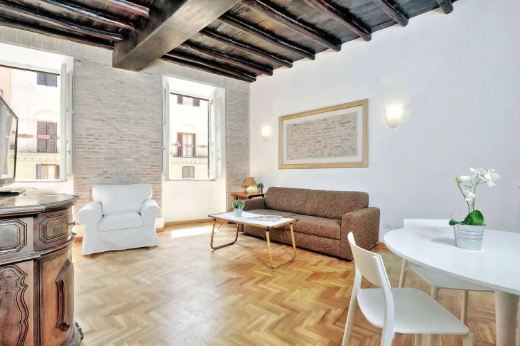 Spanish Steps Area - My Extra Home
