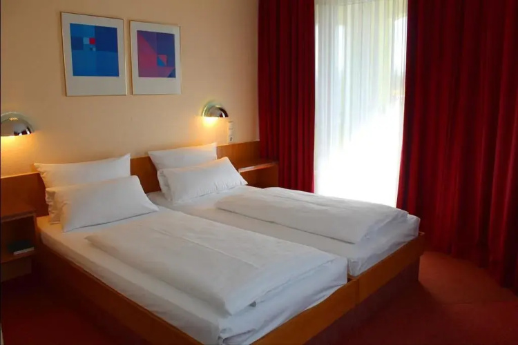 PLAZA INN Berlin Charlottenburg