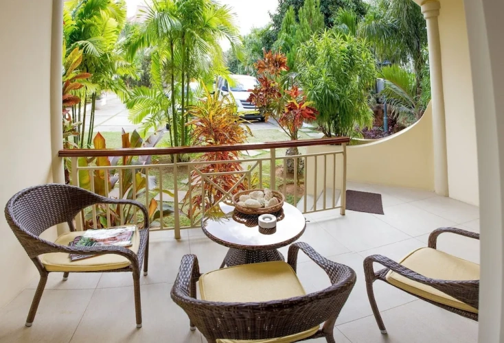 Standard Triple room with balcony