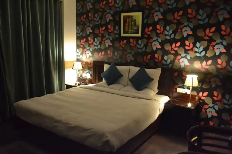 Royal room