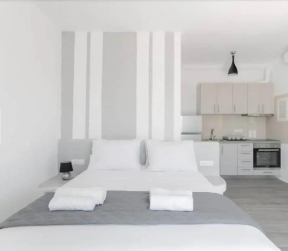 Oniropetra Apartaments