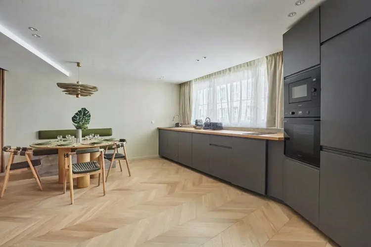 Spacious Apartment With AC Invalides Tour Eiffel