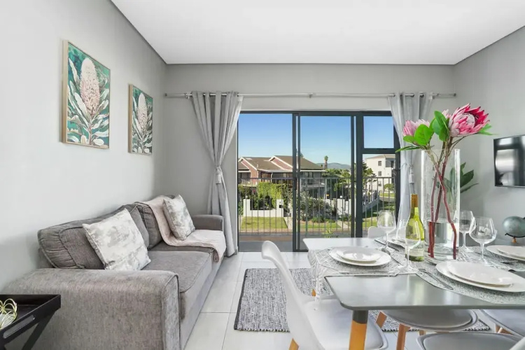 Blouberg Mews