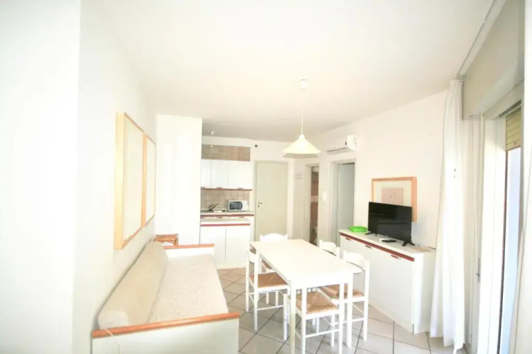 BA - MARCO POLO - Front beach -