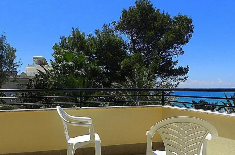 White Rocks Holiday House