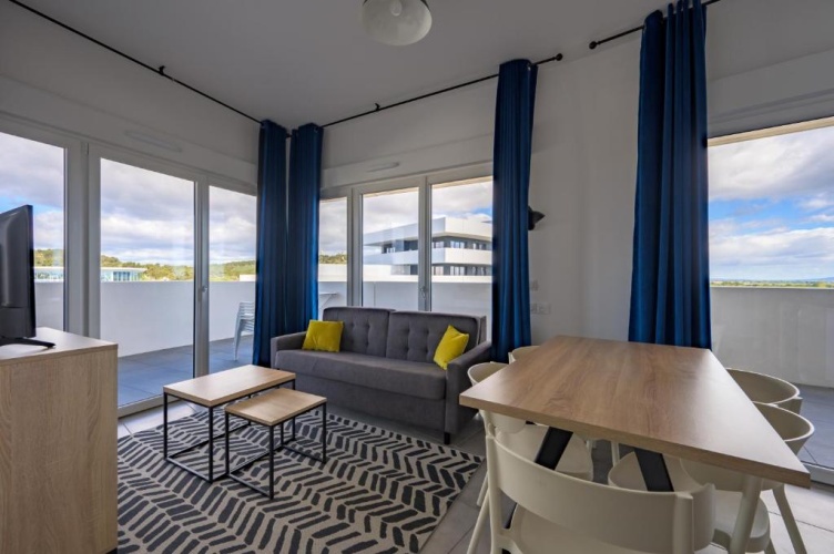 2 Bedrooms Double Apartment