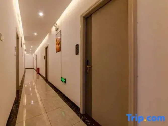 Lingao Junhao Business Hotel