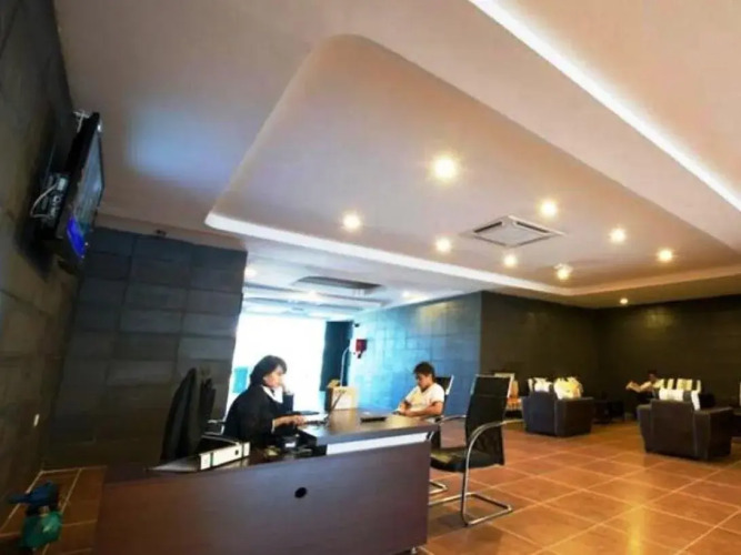 Han Palace Hotel SempornaOver view