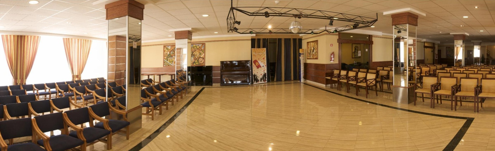 Hotel Las Arenas photo 17