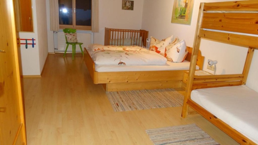 Family Apartment with lake view