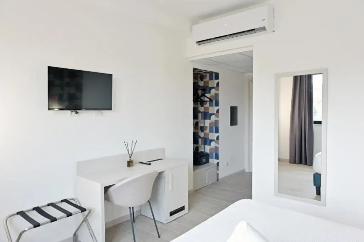 Hotel HE Roma