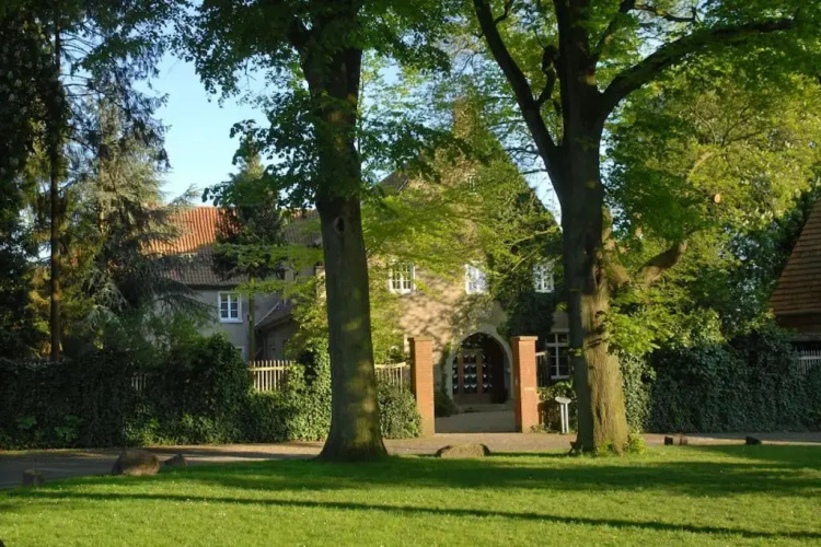 ZI Rosina mit Burggartenblick