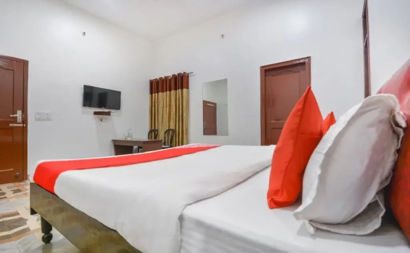 Hotel Dolphin