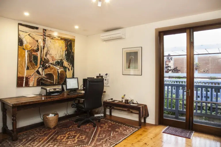 Bronte Bayview Street (H)