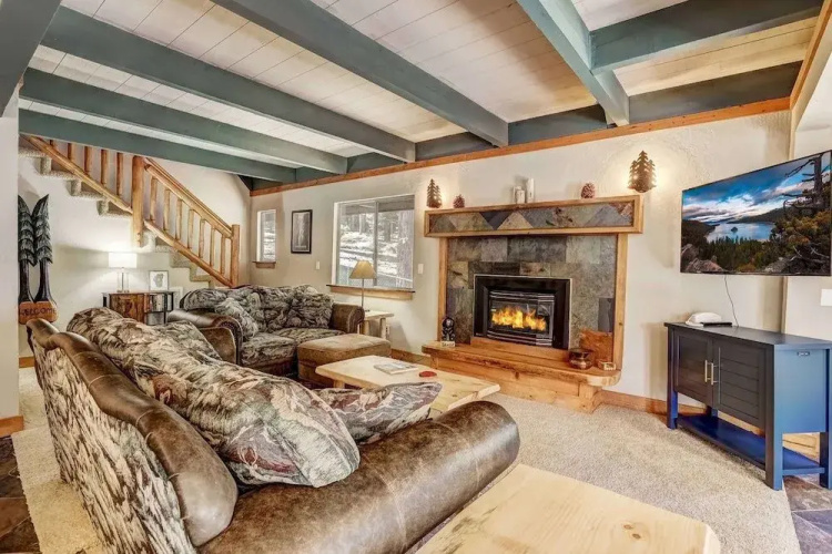 Bear Pause 4BR Large Deck & Balcony